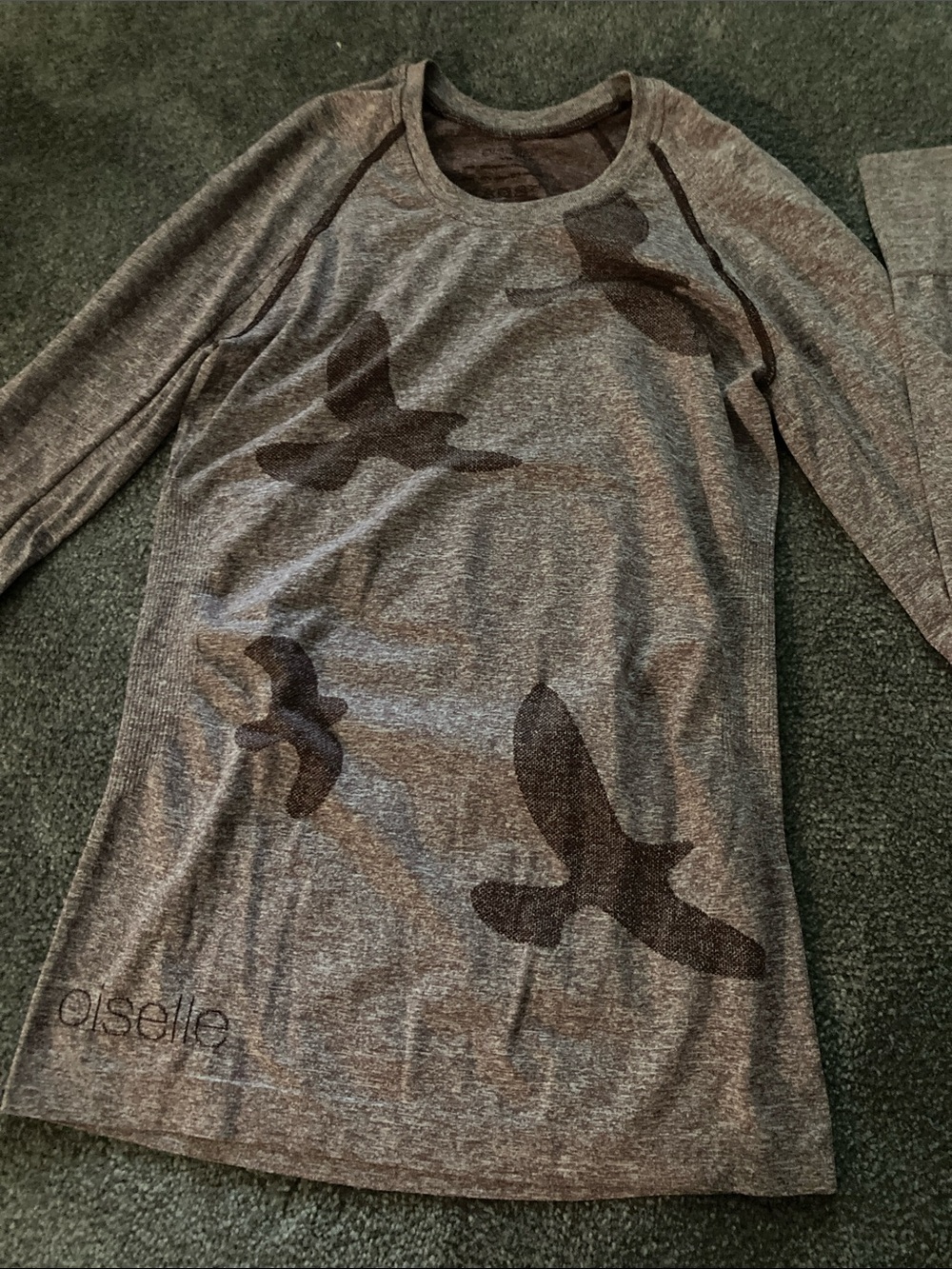oiselle Heathered Mauve Long Sleeve Bird Graphic Tee